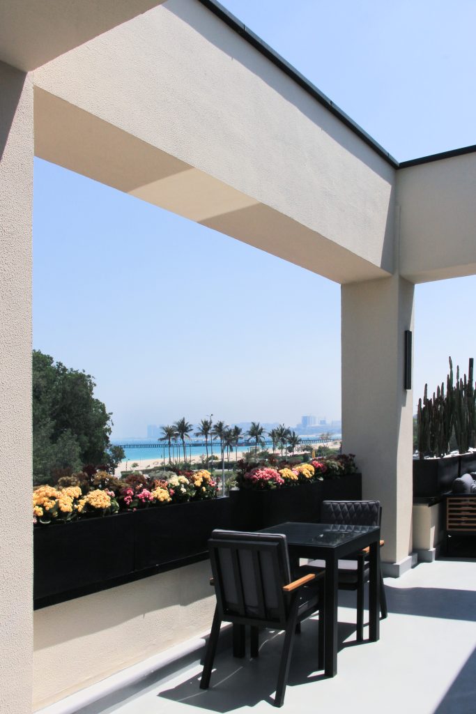 طراحی داخلی و نمای رستوران دلان کیش توسط Shahrad Arc Studio